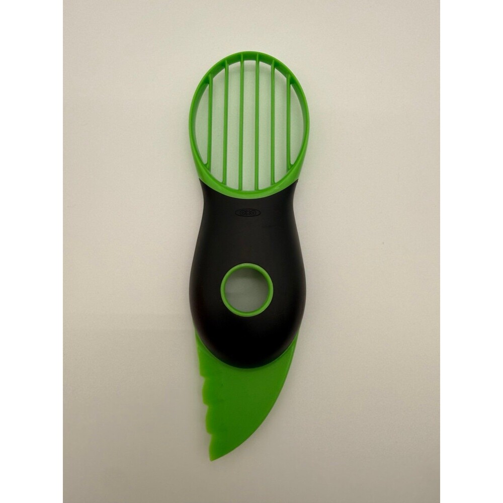 OXO Good Grips 3-In-1 Avocado Slicer Green All In One Tool Splits Pits & Slices